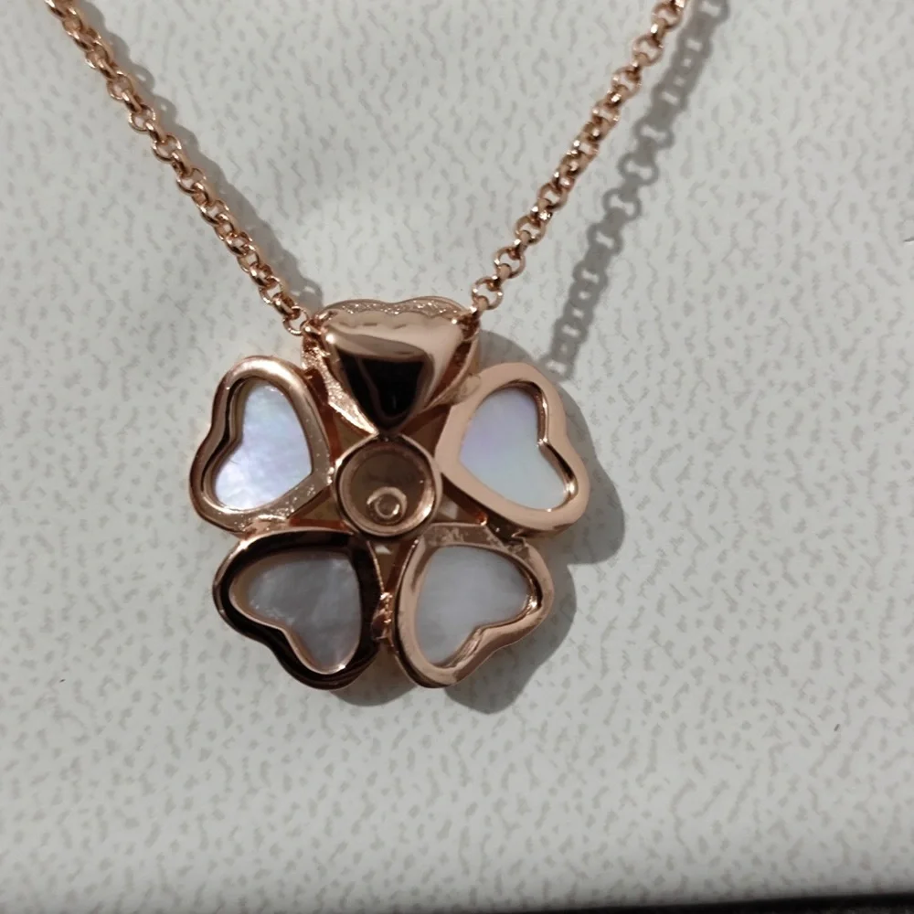 Chopard Rose Gold Flower Pendant with White Mother-of-Pearl